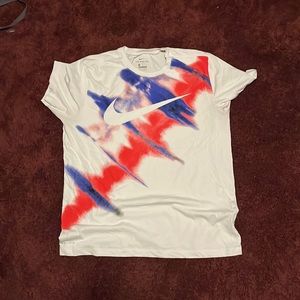 Nike T-shirt